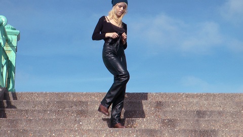girl-in-leather-boots-photo