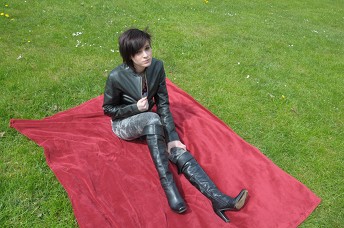 Girls-in-leather-pants