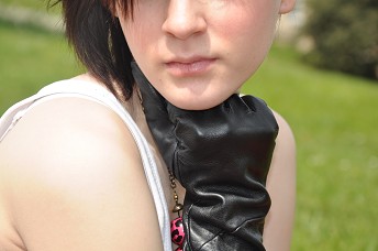 Girls-in-leather-pants