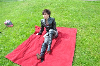 Girls-in-leather-pants