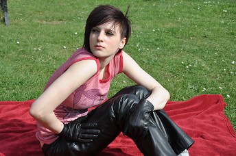 Girls-in-leather-pants