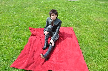 Girls-in-leather-pants