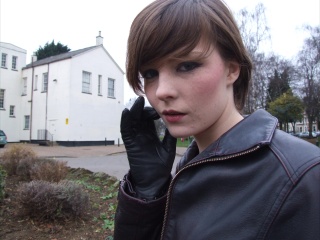 girl-leather-gloves-leather-boots-leather-jacket