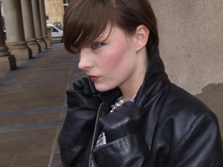 girl-leather-gloves-leather-boots-leather-jacket