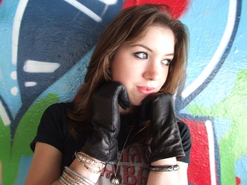 Ruth-girl-leather-gloves