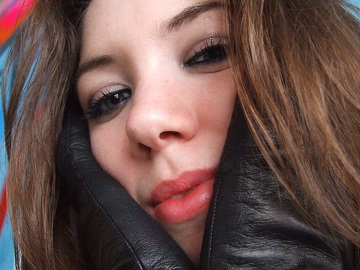 Ruth-girl-leather-gloves