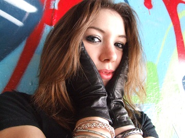 Ruth-girl-leather-gloves