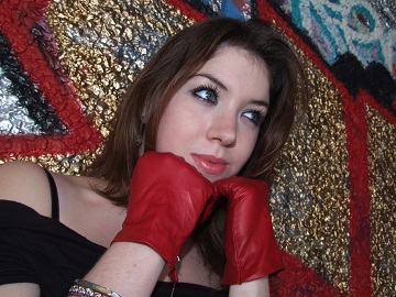 Ruth-girl-leather-gloves