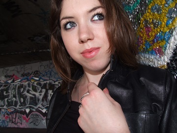 Ruth-girl-leather-gloves