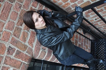 girl-in-leather-jacket-and-gloves-