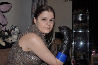 Beccy-girl-leather-gloves