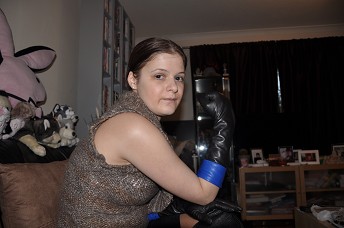 Beccy-girl-leather-gloves